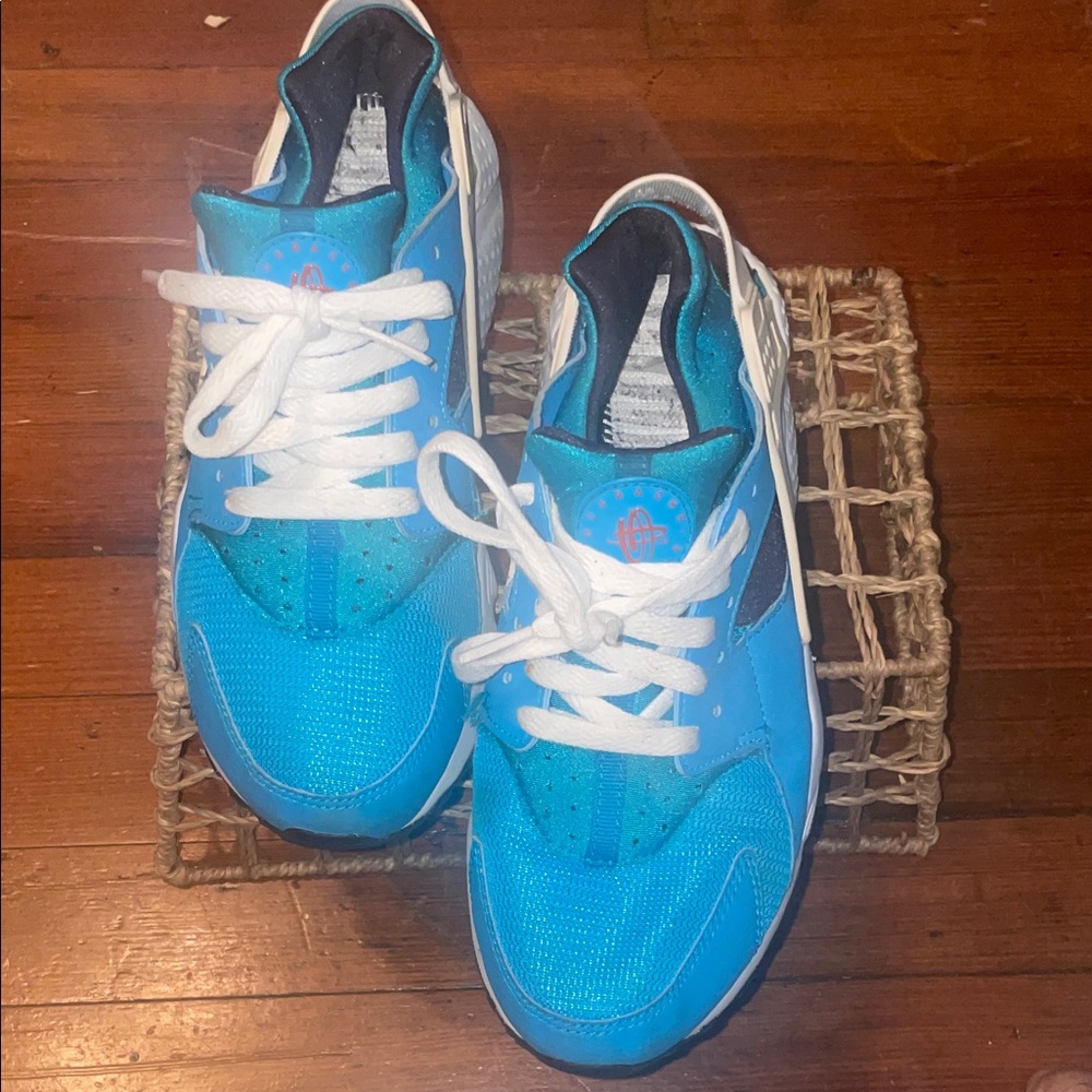 Nike Air Huarache Run Blue Lagoon White Mid Navy 654275 401 size 6.5 youth